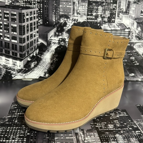 Anne Klein Wedge Boots - Picture 4 of 9